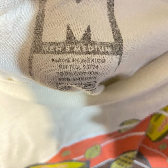 Netflix STRANGER THINGS T-Shirt Men Medium Eleven Homestyle Waffles Bloody Nose - Picture 9 of 11